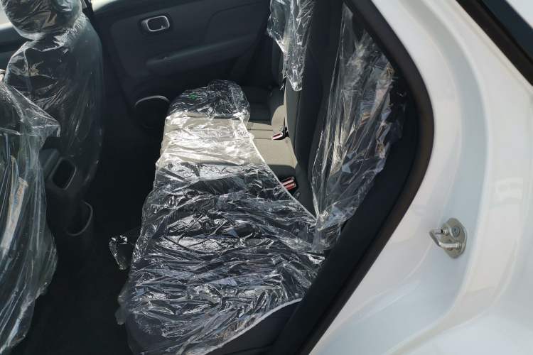 Used AION UT 2025 330 Star Edition Interior 4