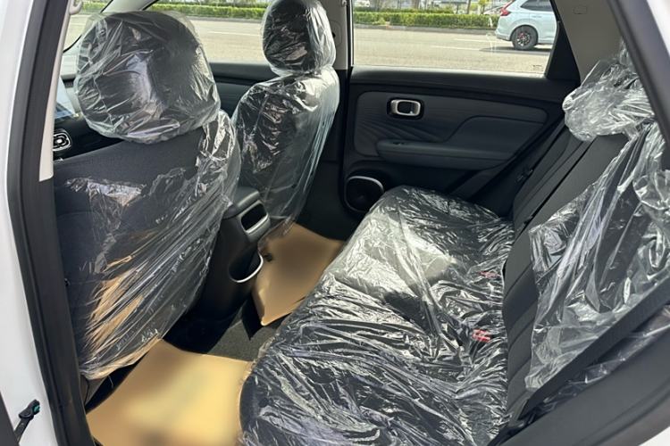 Used AION UT 2025 330 Starlight Edition Interior 4