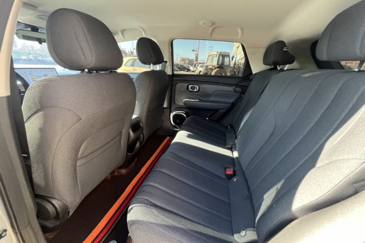 Used AION UT 2025 330 Starlight Edition Interior 5