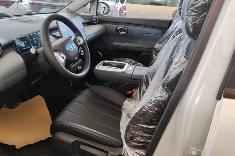 Used AION UT 2025 420 Smart Edition Left Front Seat