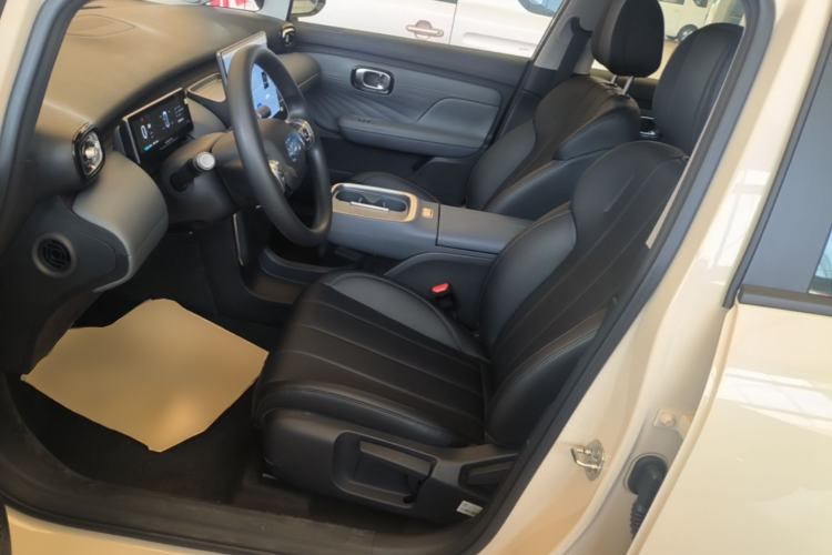 Used AION UT 2025 420 Smart Edition Left Front Seat