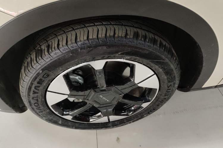 Used AION UT 2025 420 Prestige Edition Left Front Wheel Hub