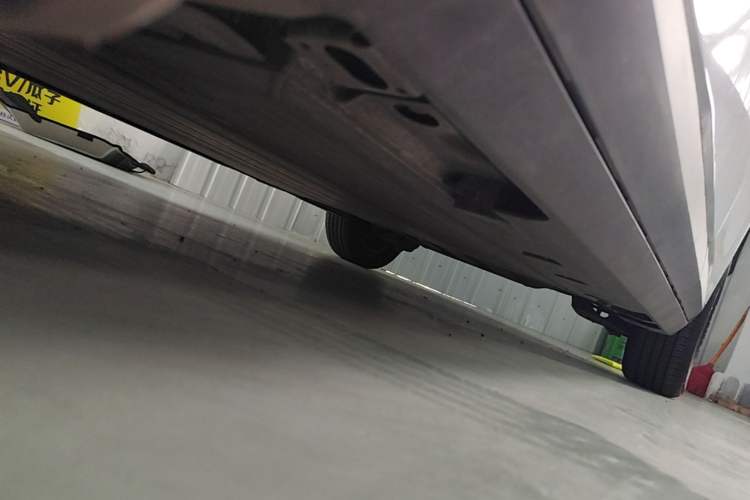 Used AION UT 2025 330 Starlight Edition Left Side Sill