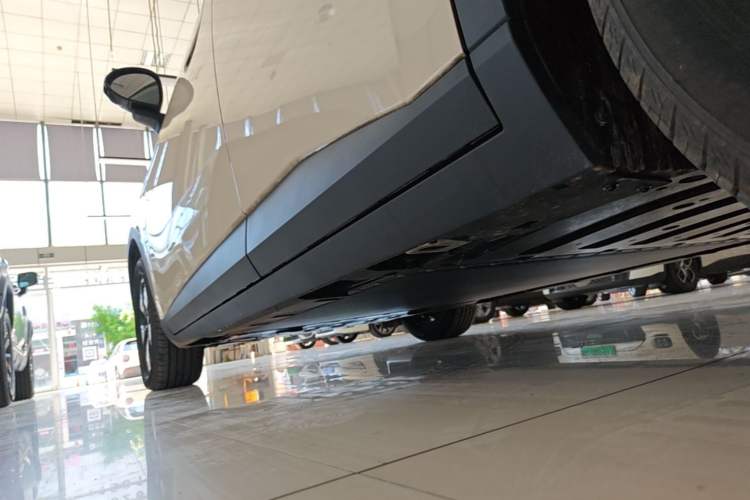 Used AION UT 2025 420 Intelligent Luxury Edition Left Side Sill
