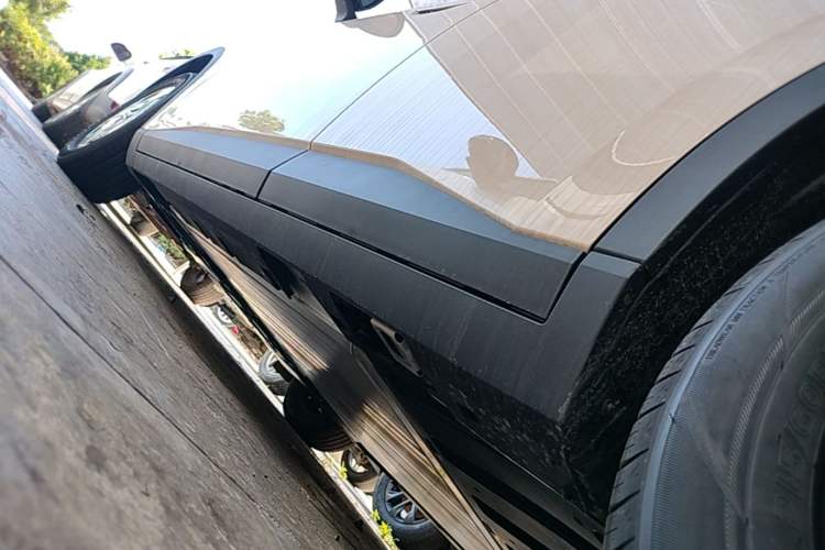 Used AION UT 2025 330 Starlight Edition Left Side Sill