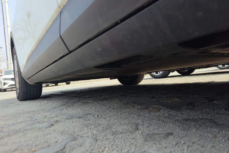 Used AION UT 2025 420 Smart Edition Left Side Sill