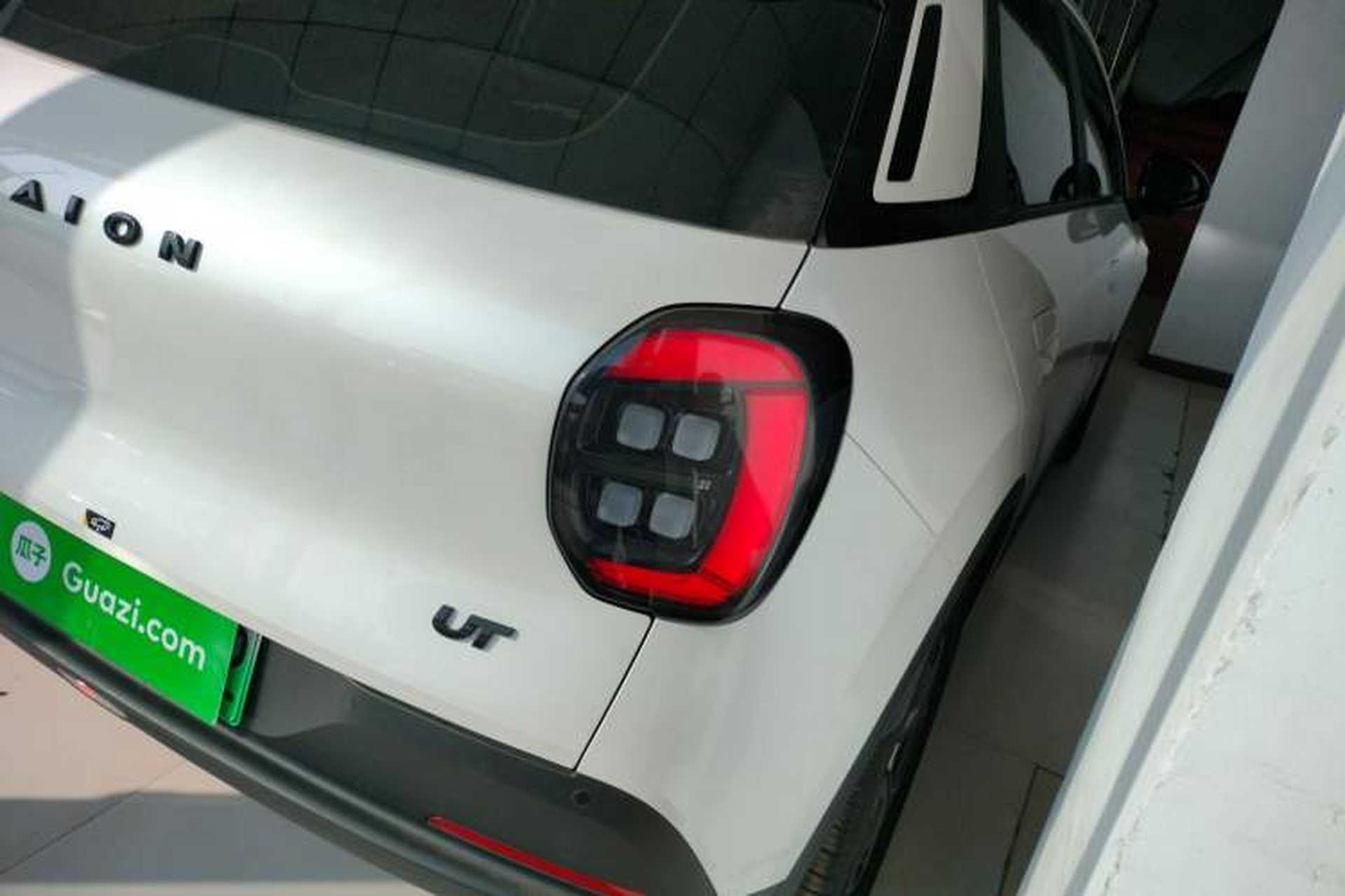Used AION UT 2025 330 Starlight Edition Rear Right 45 Deg