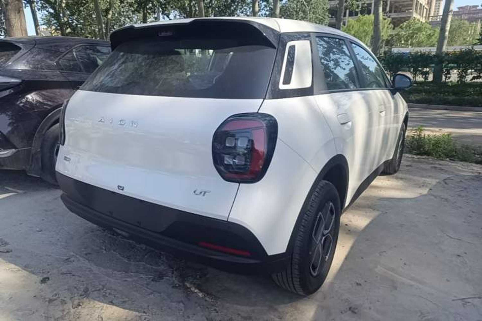 Used AION UT 2025 420 Smart Edition Rear Right 45 Deg