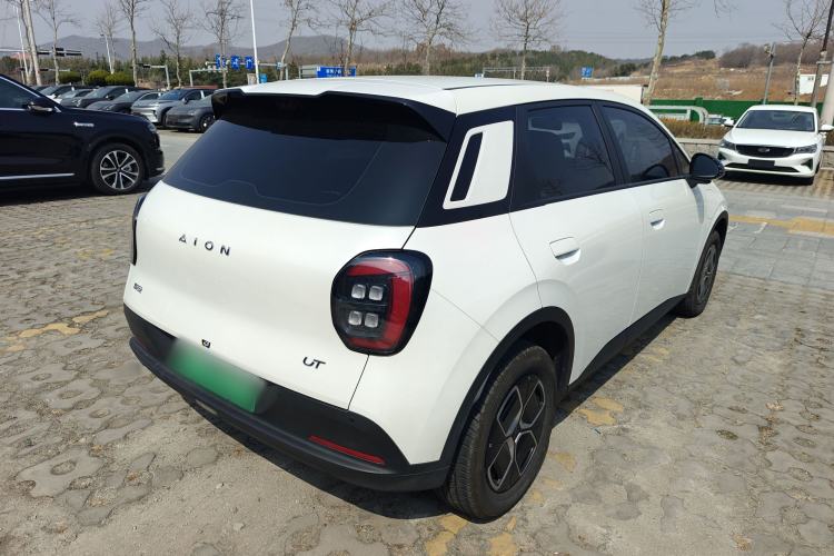 Used AION UT 2025 420 Smart Edition Rear Right 45 Deg