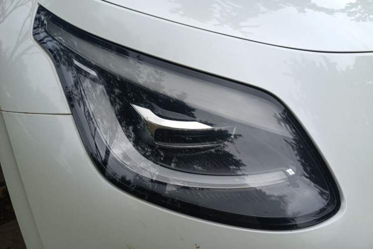 Used AION UT 2025 420 Smart Edition Right Front Headlight