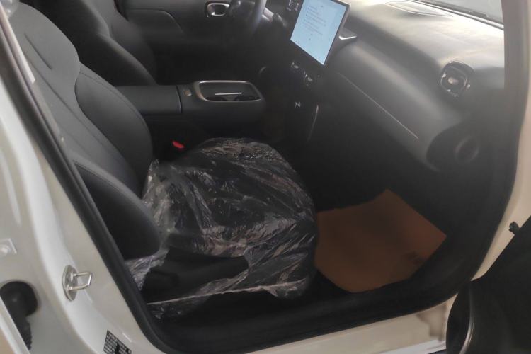 Used AION UT 2025 330 Starlight Edition Right Front Seat