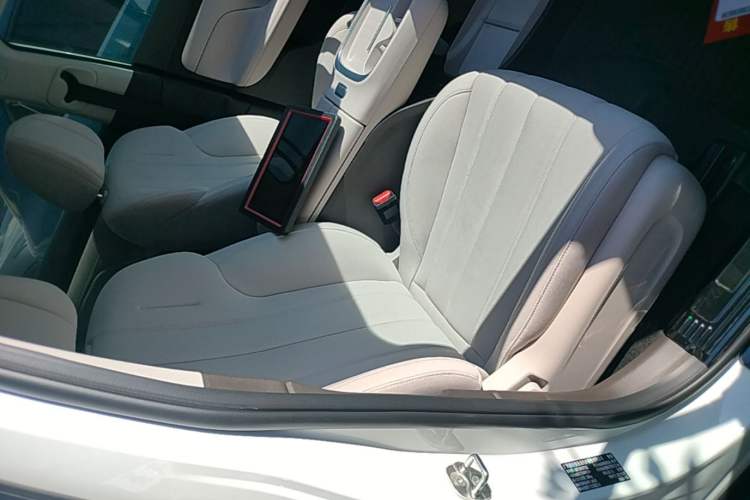Used AION UT 2025 330 Starlight Edition Right Front Seat