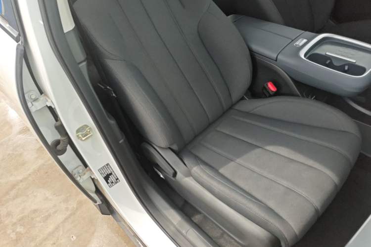 Used AION UT 2025 330 Starlight Edition Right Front Seat
