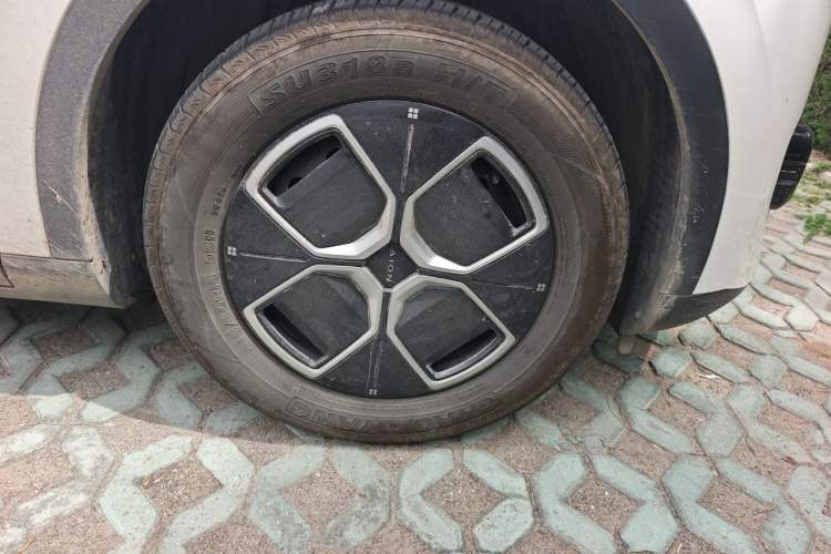 Used AION UT 2025 420 Smart Edition Right Front Wheel Hub