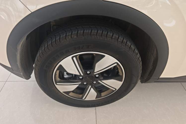 Used AION UT 2025 420 Intelligent Luxury Edition Right Rear Wheel Hub