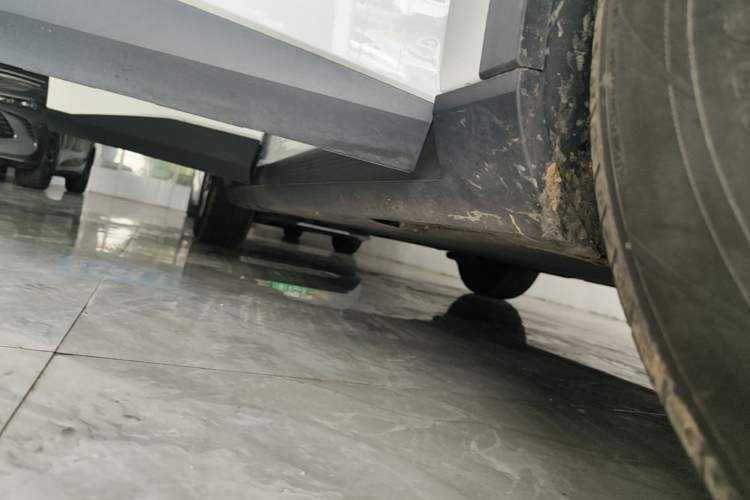 Used AION UT 2025 420 Smart Edition Right Side Sill