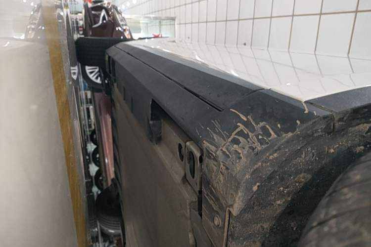 Used AION UT 2025 330 Starlight Edition Right Side Sill