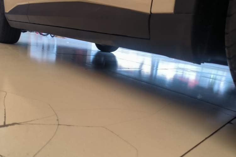Used AION UT 2025 420 Intelligent Luxury Edition Right Side Sill
