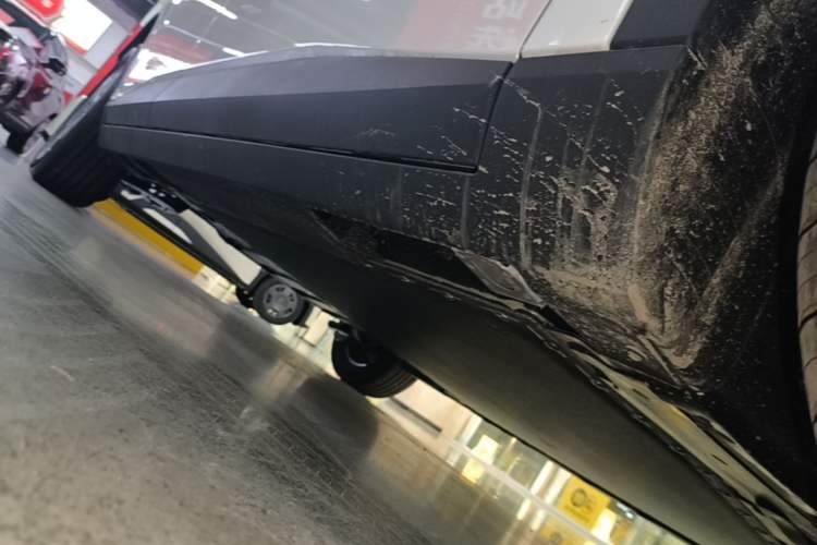 Used AION UT 2025 420 Smart Edition Right Side Sill