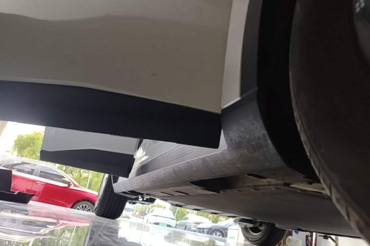 Used AION UT 2025 420 Smart Edition Right Side Sill