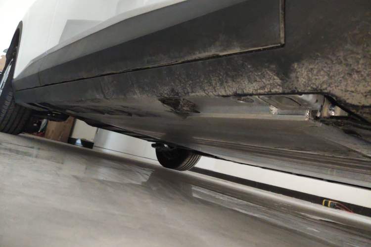 Used AION UT 2025 330 Starlight Edition Right Side Sill