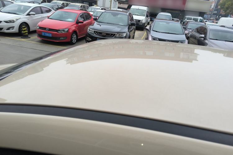 Used AION UT 2025 330 Starlight Edition Roof
