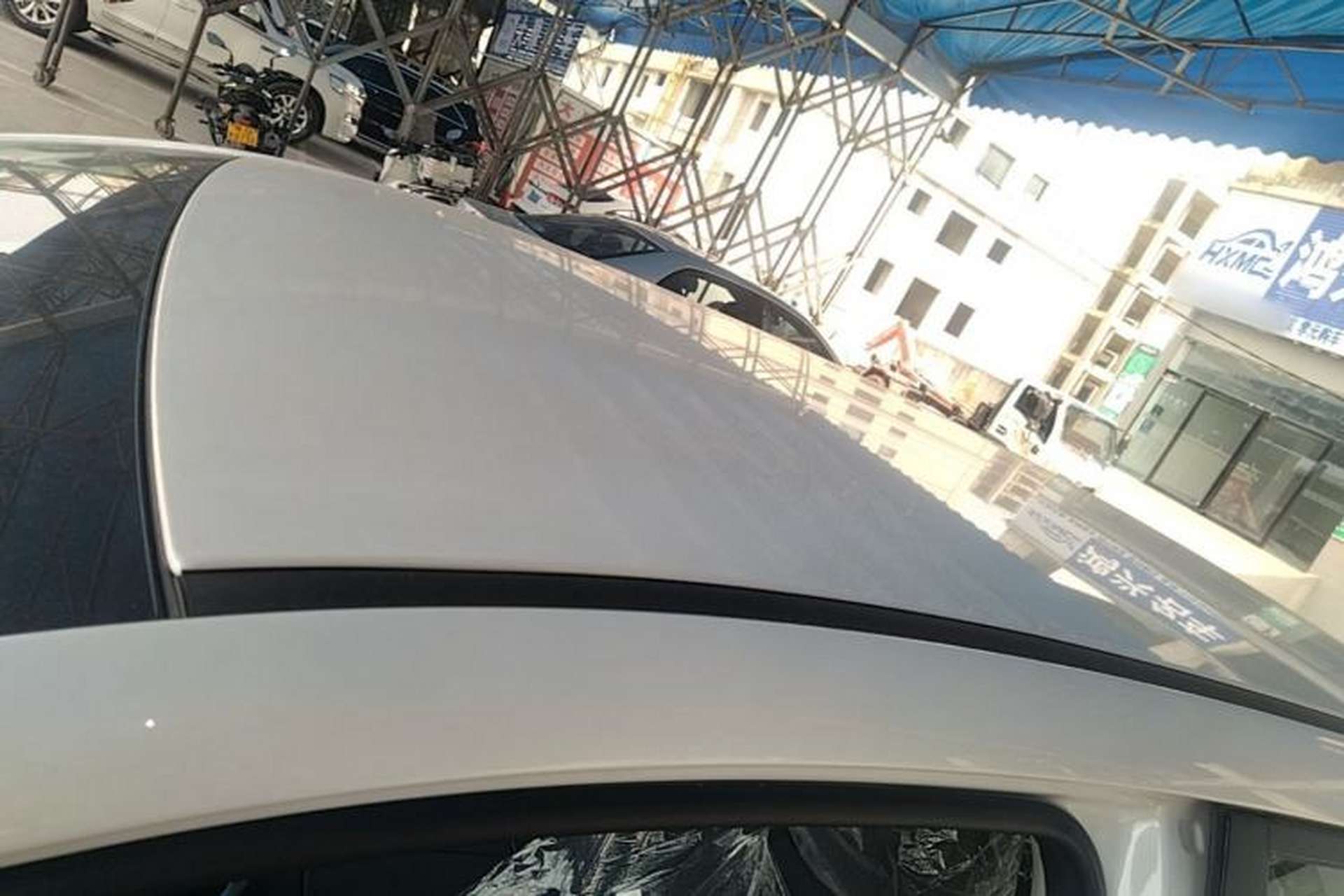 Used AION UT 2025 330 Starlight Edition Roof