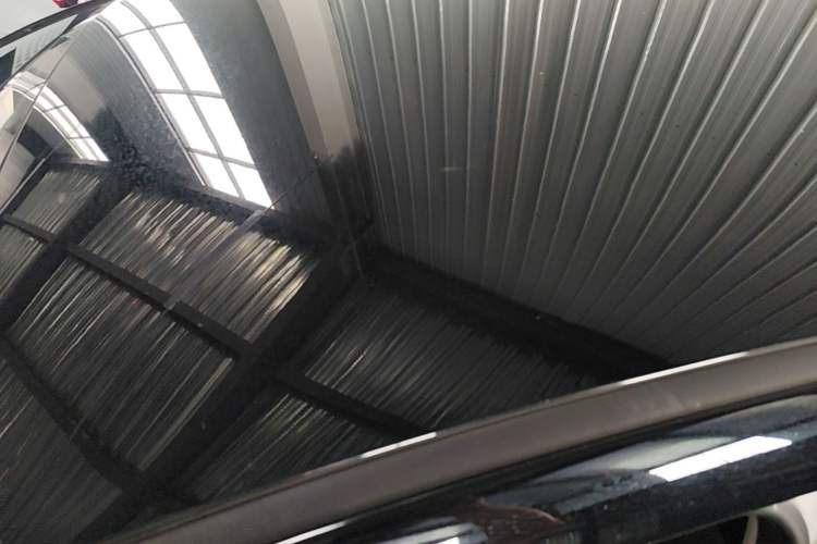Used AION UT 2025 330 Starlight Edition Roof