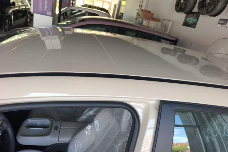 Used AION UT 2025 330 Starlight Edition Roof