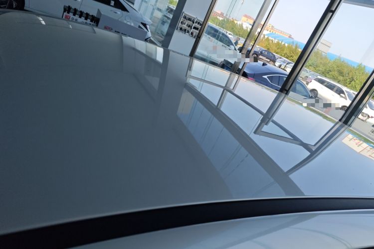 Used AION UT 2025 330 Starlight Edition Roof