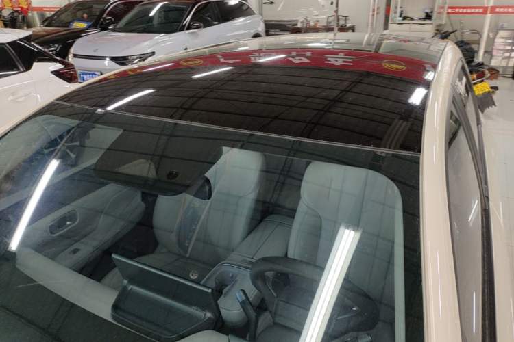 Used AION UT 2025 420 Prestige Edition Roof