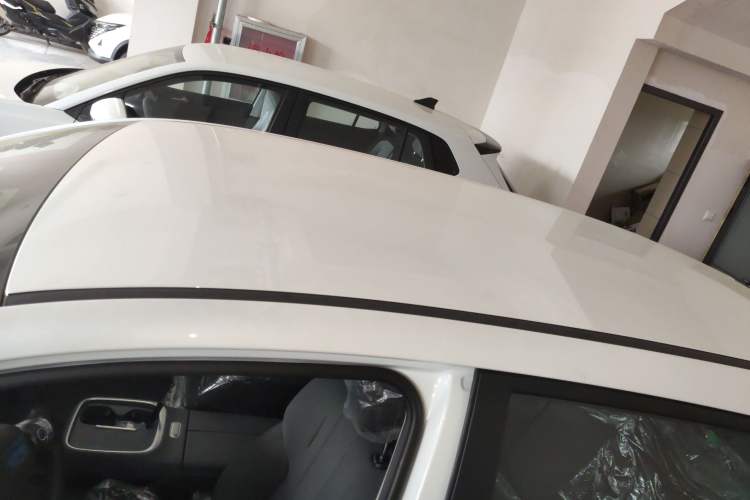 Used AION UT 2025 330 Starlight Edition Roof