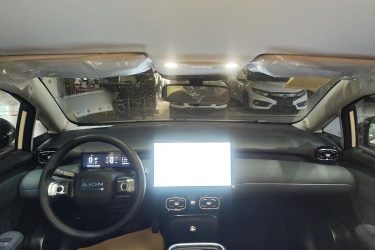 Used AION UT 2025 330 Starlight Edition Center Console