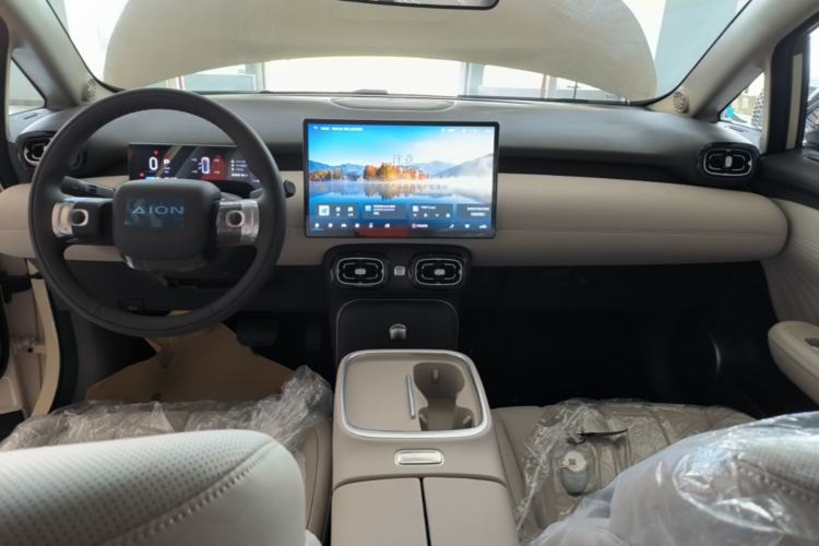 Used AION UT 2025 420 Intelligent Luxury Edition Center Console