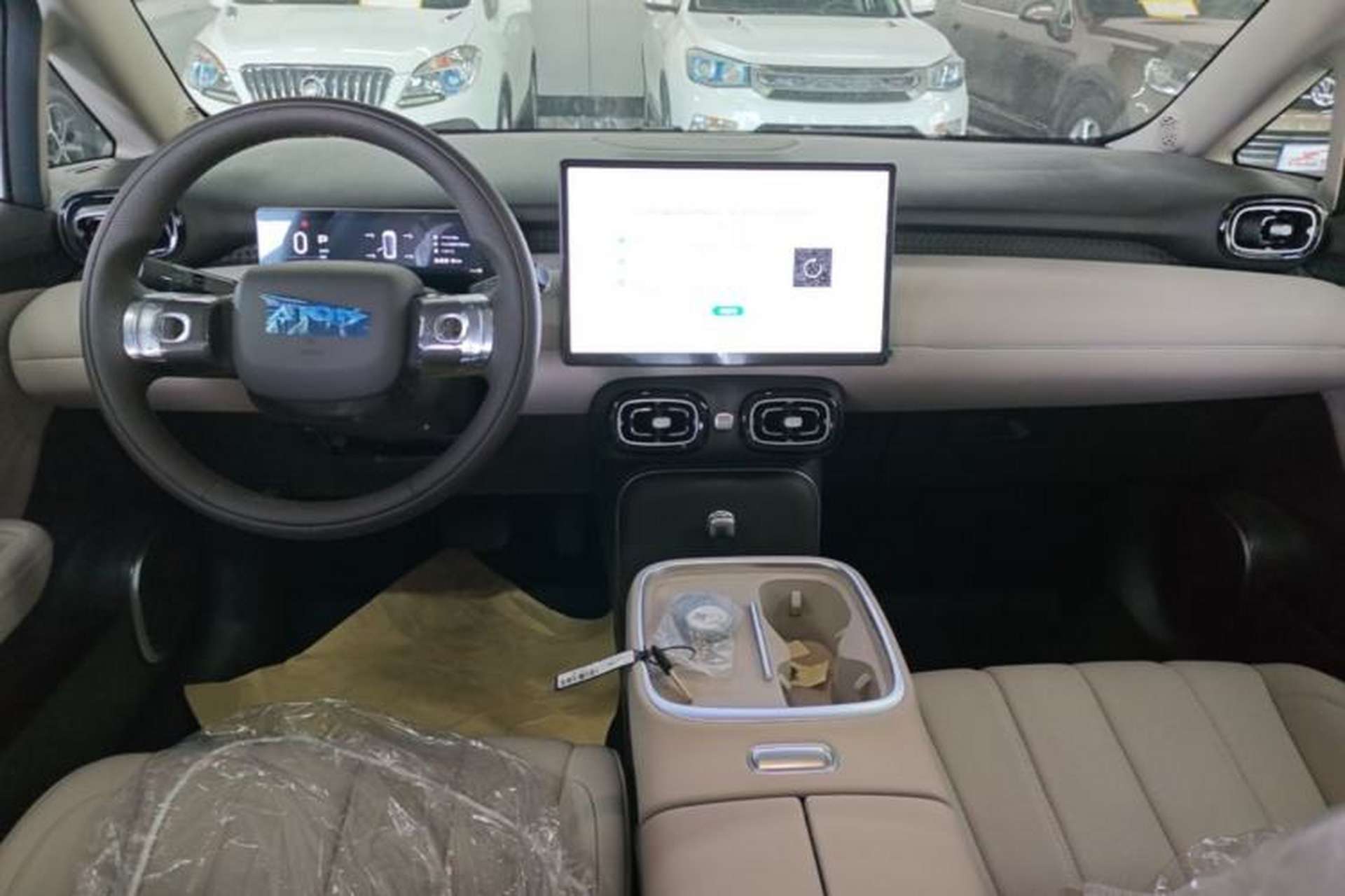Used AION UT 2025 420 Intelligent Luxury Edition Center Console
