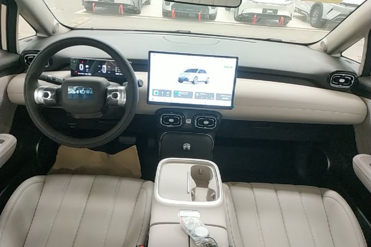 Used AION UT 2025 420 Intelligent Luxury Edition Center Console