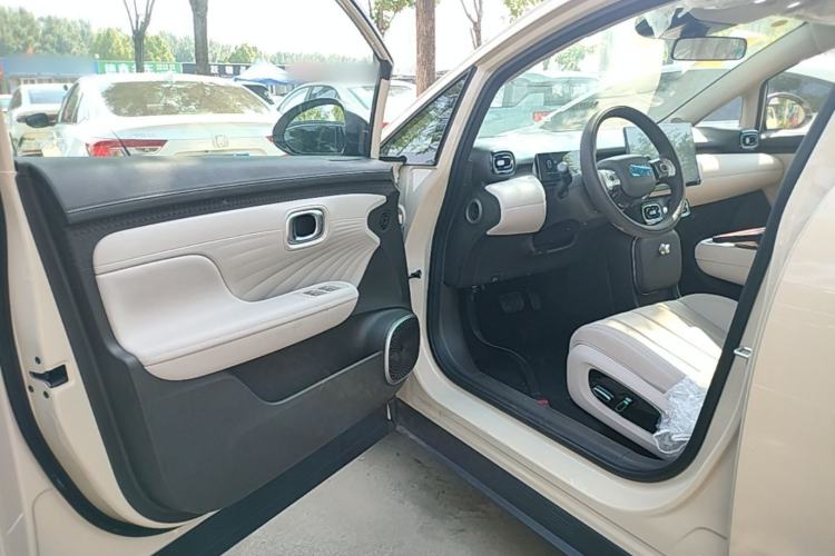 Used AION UT 2025 420 Intelligent Luxury Edition Driver Seat