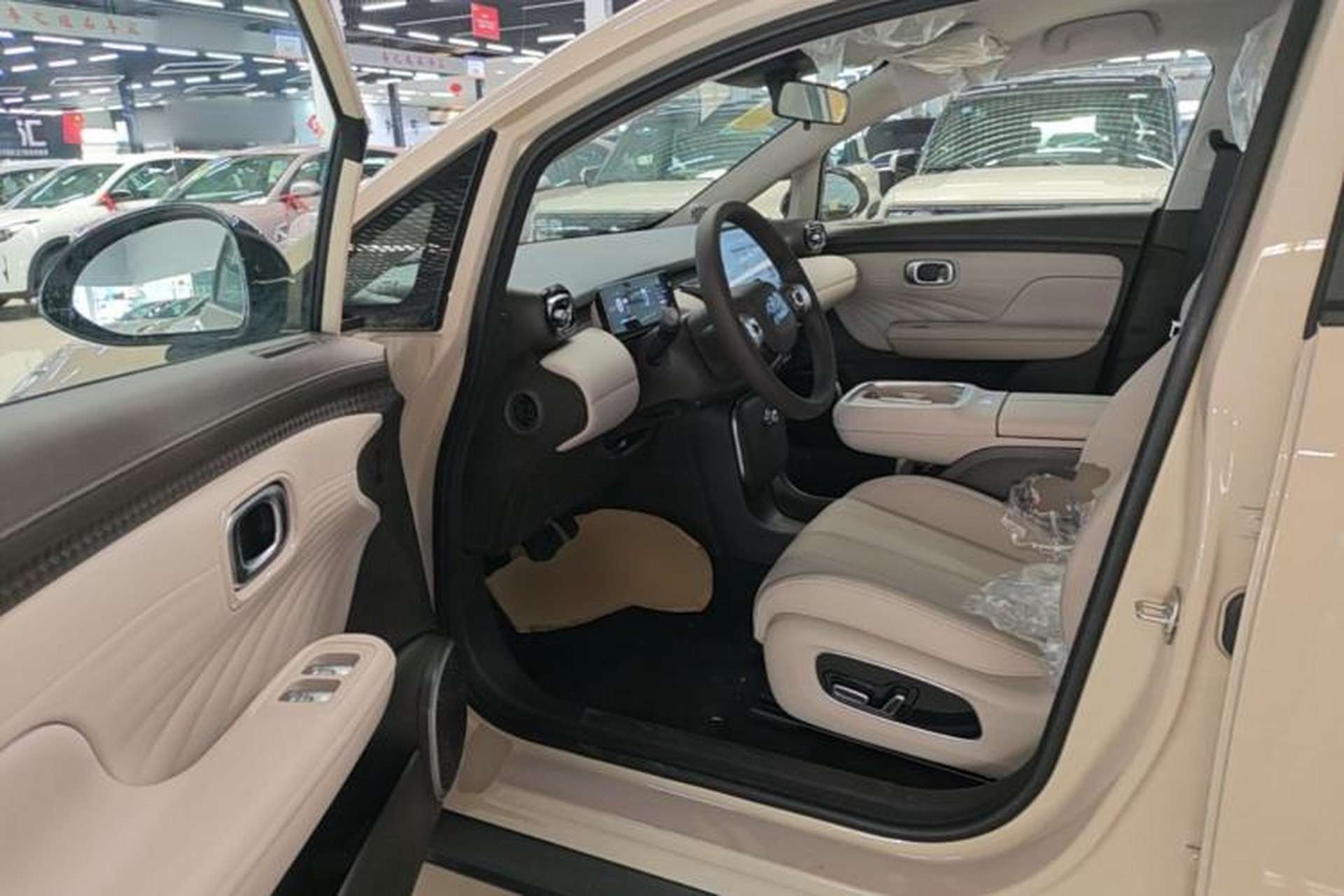 Used AION UT 2025 420 Intelligent Luxury Edition Driver Seat