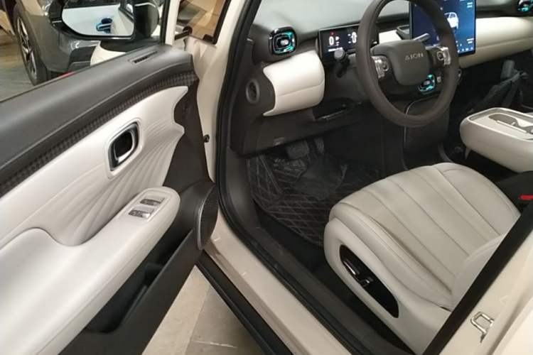 Used AION UT 2025 420 Intelligent Luxury Edition Driver Seat