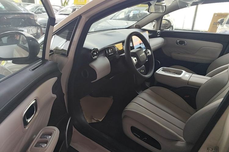 Used AION UT 2025 420 Intelligent Luxury Edition Driver Seat