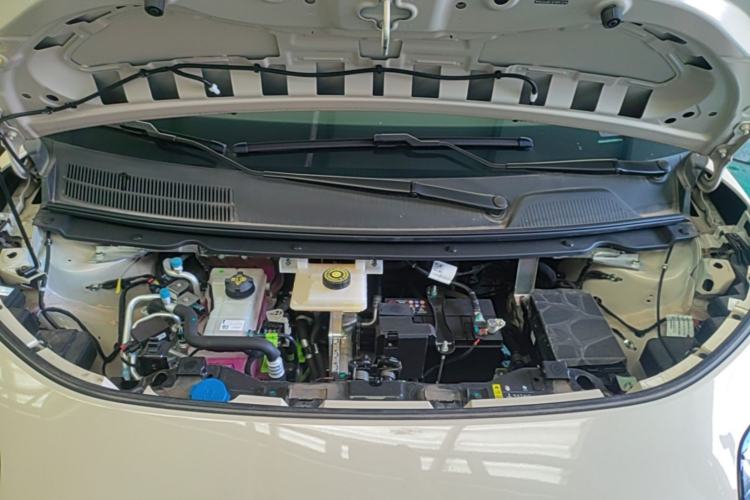 Used AION UT 2025 420 Intelligent Luxury Edition Engine Bay