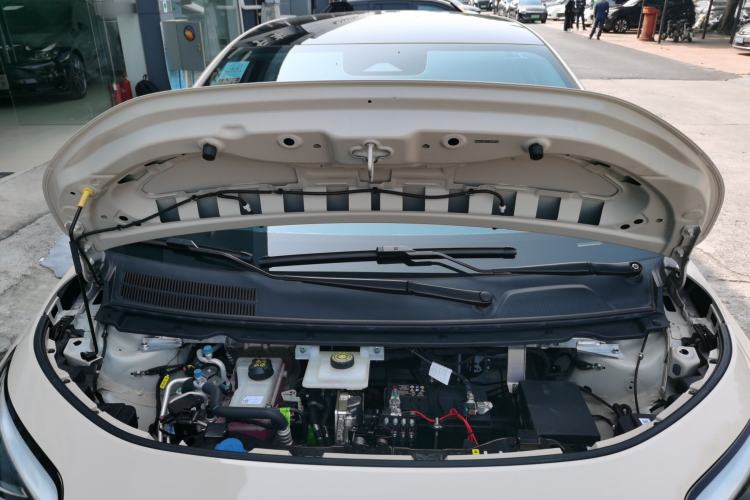 Used AION UT 2025 420 Prestige Edition Engine Bay