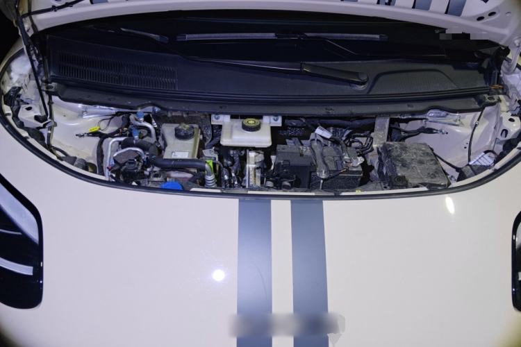 Used AION UT 2025 420 Intelligent Luxury Edition Engine Bay