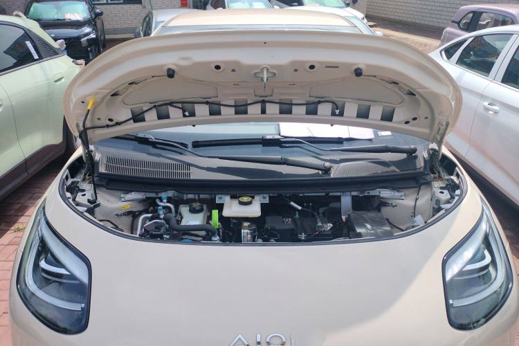 Used AION UT 2025 330 Star Edition Engine Bay