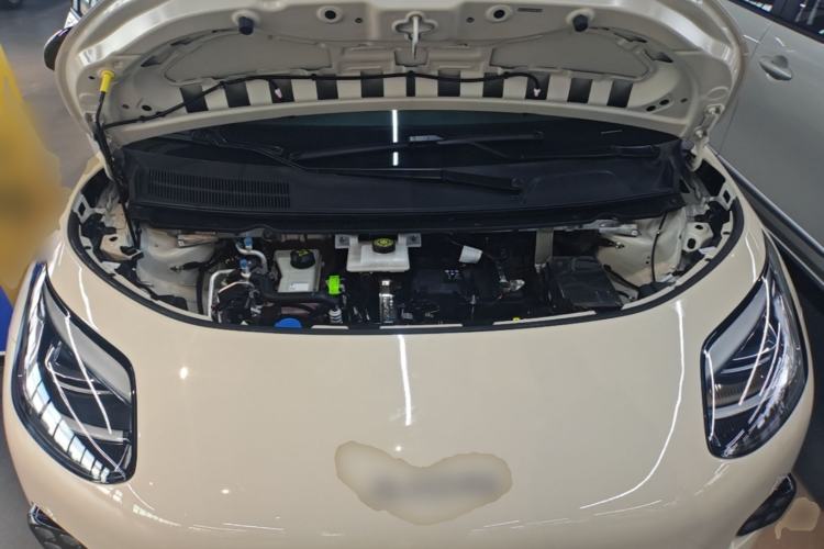 Used AION UT 2025 420 Intelligent Luxury Edition Engine Bay