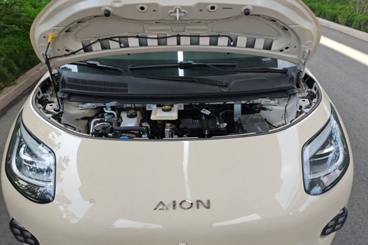 Used AION UT 2025 420 Intelligent Luxury Edition Engine Bay