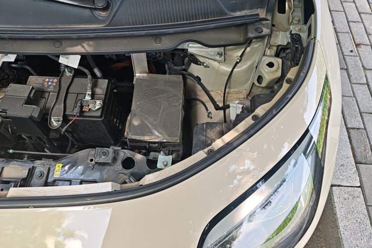 Used AION UT 2025 420 Smart Edition Engine Bay Left