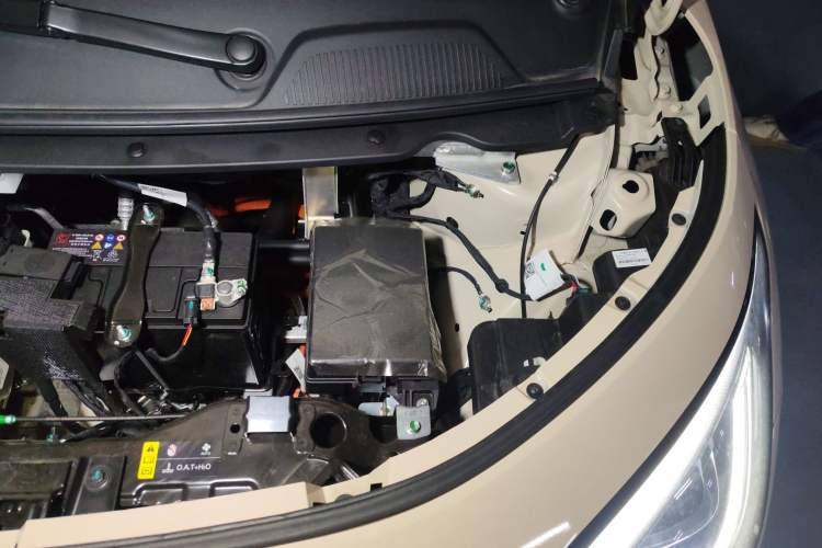 Used AION UT 2025 420 Intelligent Luxury Edition Engine Bay Left