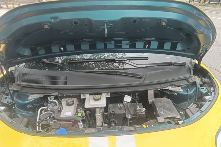 Used AION UT 2025 420 Prestige Edition Engine Bay