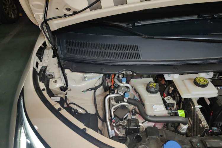 Used AION UT 2025 420 Prestige Edition Engine Bay Right